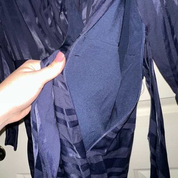 NWT MILLY women’s navy Jordan striped satin faux wrap dress L office formal - Picture 10 of 16